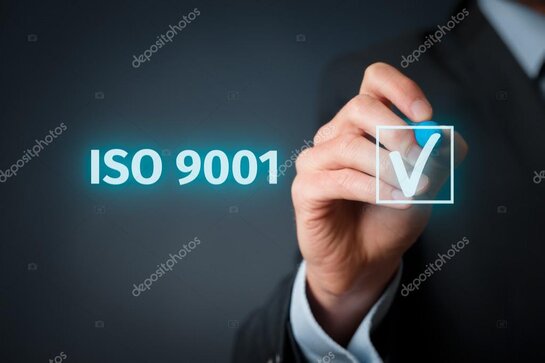 Zertifizierungsdokument ISO 9001 mit Firmenlogo